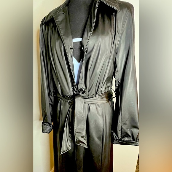 Ladies trench rain coat New Size 6 Measurements in description - Picture 1 of 5